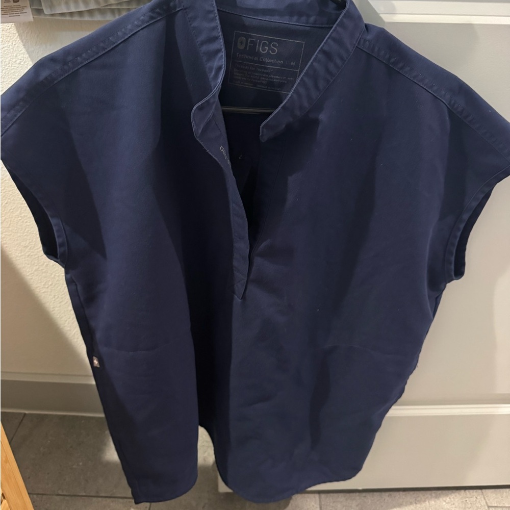 Figs Navy Scrub Top